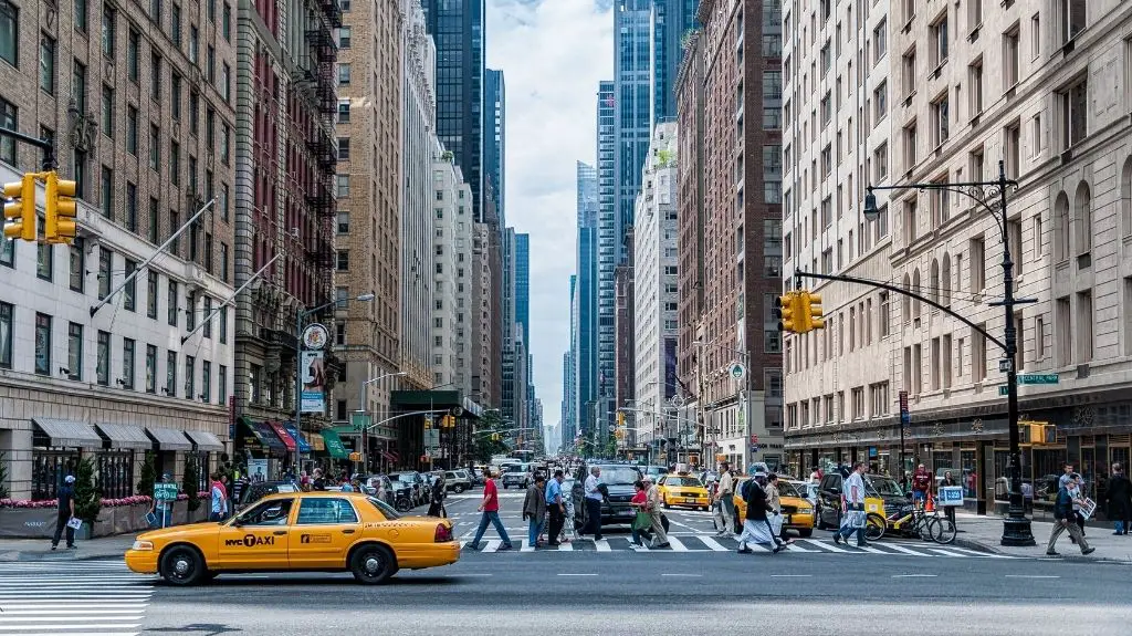 New York Taxi and Street