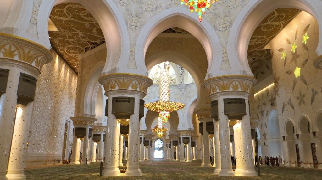 Sheikh Zayed Grand Mosque interior Abu Dhabi