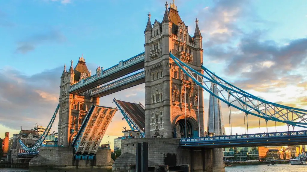 Tower Bridge