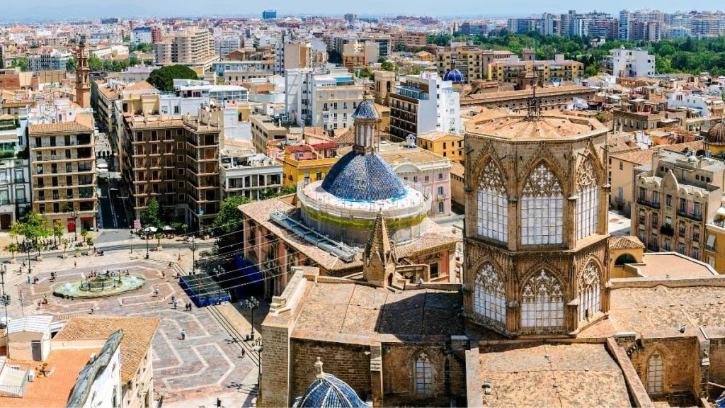 Valencia Travel Tips Header